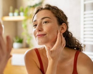 臉脫皮刺痛怎麼辦